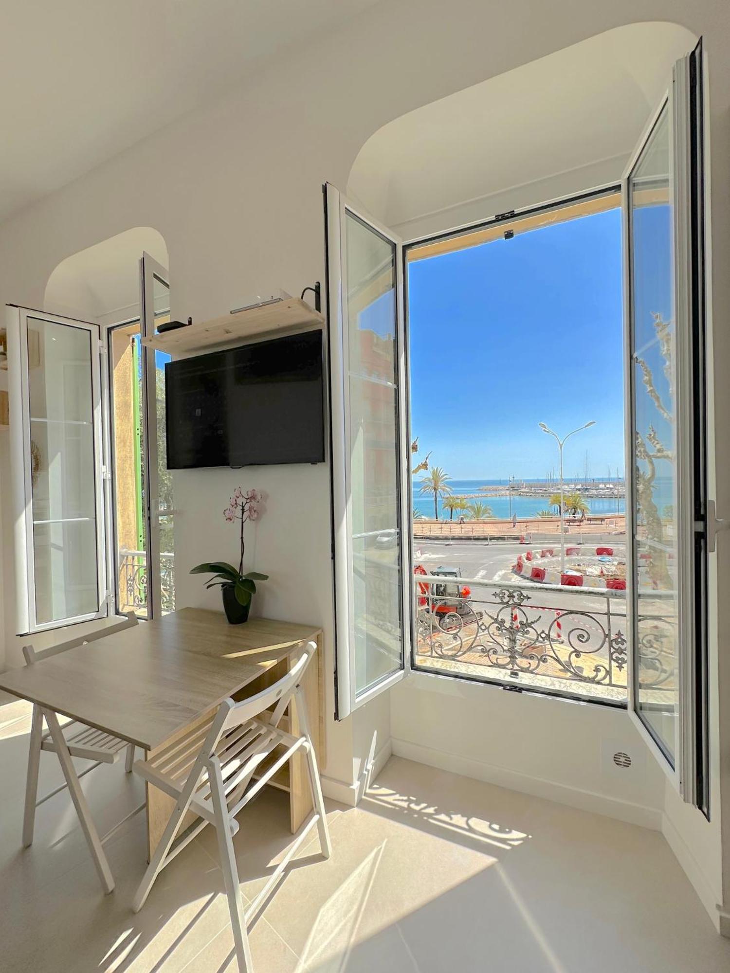 Menton # Monaco - F1 Gp - 4 Persons - Sea View - New - Parking - Clim - Premium - Beach And Sun Esterno foto